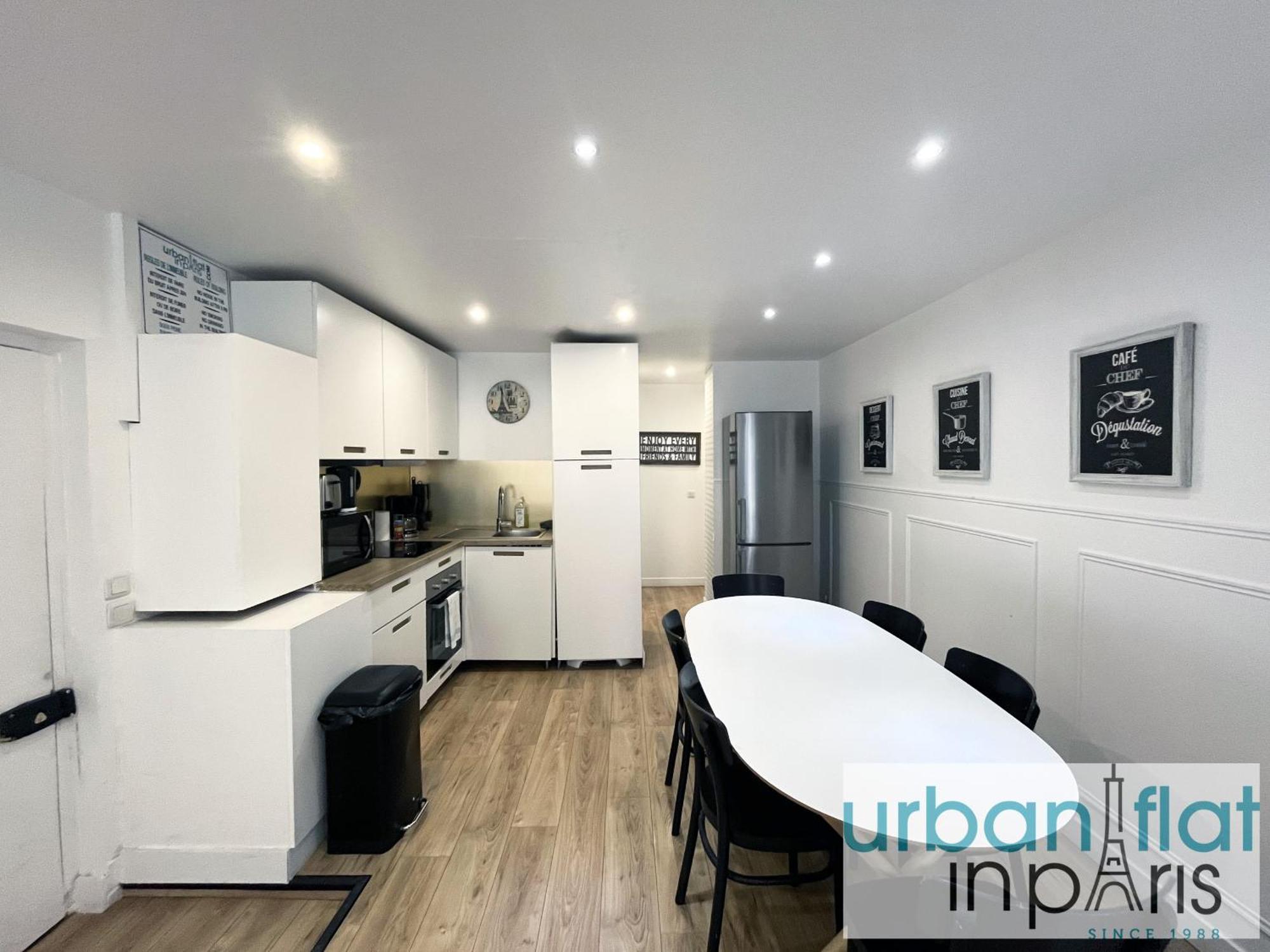 Urban Flat 14 - Charming 3 Bdr Flat In *
